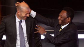 بيليه: لا يمكن مقارنة ميسي ورونالدو بـ زيدان فهو أفضل منهما