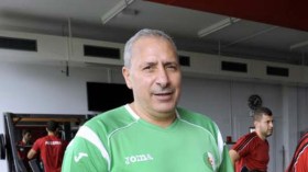 مدرب منتخب كرة اليد يستقيل