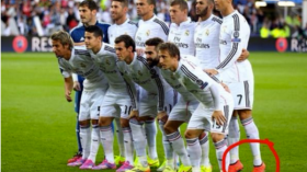 رونالدو معقّد من طول قامة بن زيمة!؟