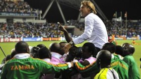 رونارد منح زامبيا كأس إفريقيا بدون شهادة تدريب!؟