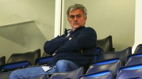 مورينيو: سبحت مع أسماك القرش في المحيط الهادي!