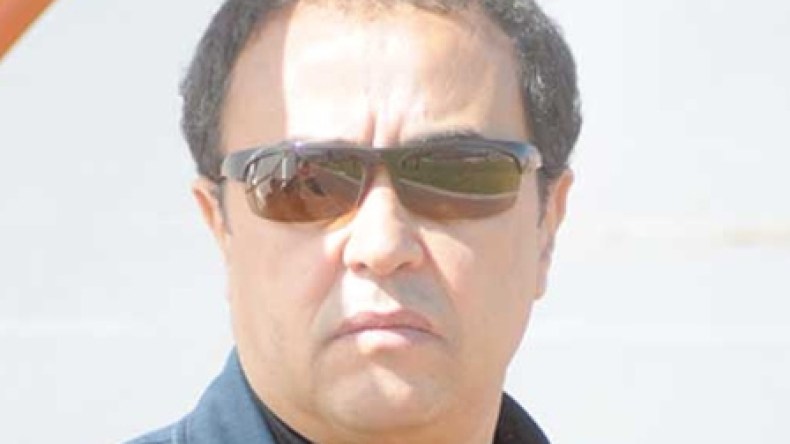 زعيم يعد بتنازل الإدارة عن مقاضاة المناصرين الستة