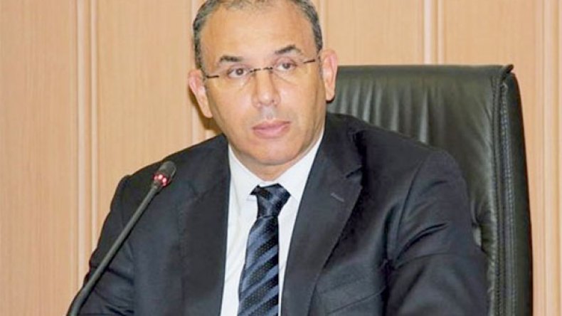 مباحثات مع السفراء الأجانب لتطوير الشراكة في النقل الجوي والبحري