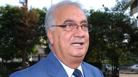 زاهر يطلب 200 ألف دولار مقابل مؤتمرعالمي لشتم الجزائر!