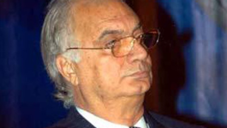 سمير‭ ‬زاهر‭ ‬متهم‭ ‬بتبديد‭ ‬المال‭ ‬العام‭ ‬والإتحاد‭ ‬المصري‭ ‬أمام‭ ‬قاضي‭ ‬التحقيق