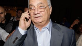 لن يهدأ لي بال حتى أرى الجزائريين يعاملون مثل “الهوليغانز”