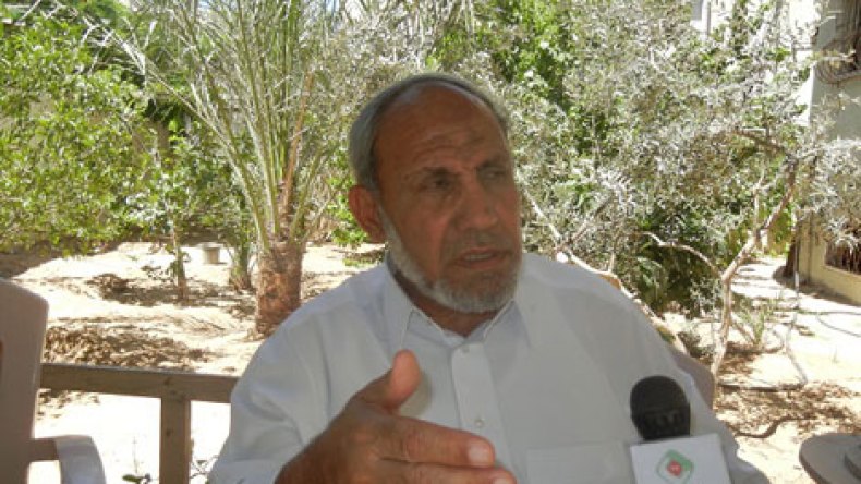 أصارح الجزائريين … حكومتكم لا تعترف بحماس