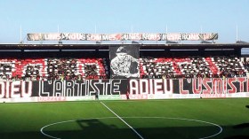 أنصار USMA يكّرمون الزاهي على طريقتهم؟؟