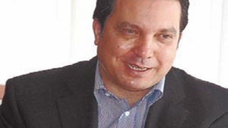 “أقدر بن ڤنة وأسعى لمحاورة الشاب خالد وزهرة ظريف وجميلة بوحيرد”