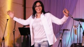 الزهوانية وأنور يمتعان الجمهور في ختام مهرجان الراي