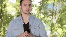 “لا يوجد شيء اسمه البرنامج الديني”!