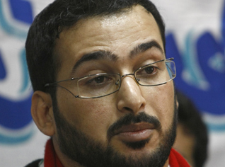 The Iraqi shoe- throwerâ€™s brother addresses a message to the Algerian football squad â€œBe merciless with the US