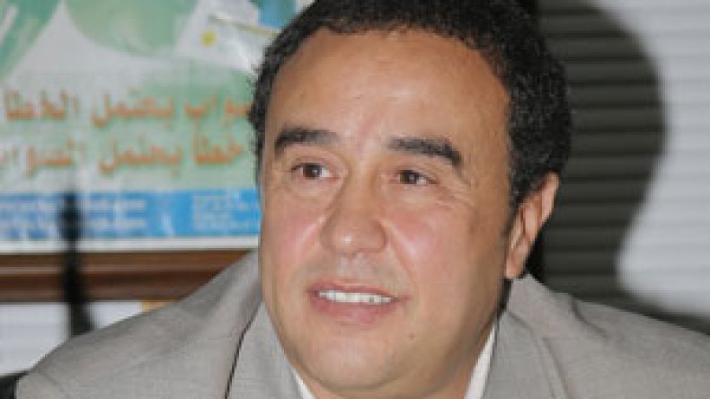 زعيم‮ ‬يرفض‮ ‬تسريح‮ ‬إزيشال‮ ‬في‮ ‬الميركاتو