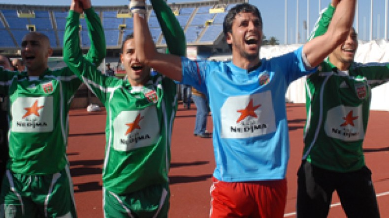 العميد‭ ‬يؤكد‭…‬‮ ‬مع‭ ‬تحيات‭ ‬زماموش