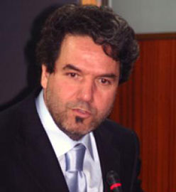 Amine Zaoui ouvre le colloque sur Mahmoud Messaâdi à Tunis