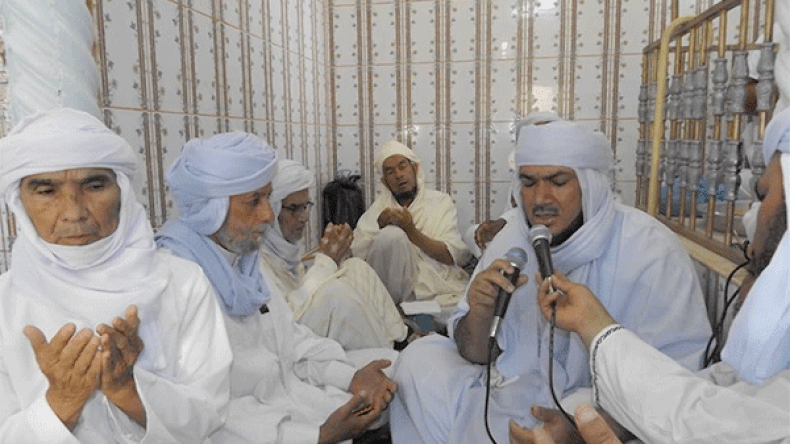 الحكومة تستنجد بشيوخ الزوايا لمواجهة دعاة التقسيم