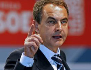 M. Zapatero reconduit à la tête du gouvernement espagnol