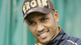 زرابي: “بابا” ناكر للجميل ولا يفقه شيئا في كرة القدم