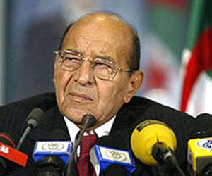 Algérie / Zerhouni menace de poursuivre en justice les associations qui ne respectent pas la loi.