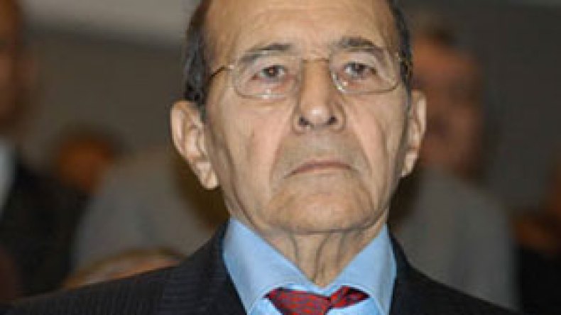 زرهوني يستدعي رؤساء الدوائر والبلديات في ندوة وطنية