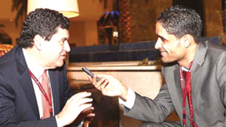 تقدمت بطلب عمل في الجزائر فطلبوا مني إعادة الدراسة