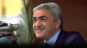 يجب إزاحة جميع رموز بوتفليقة لينفّذ الجيش مطالب الشعب
