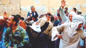 جزائريون يحيون عاشوراء بـ”المنادب” وآخرون بـ”الوعدات” والزرد‬