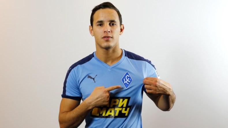 زفان يشرع في تعلّم اللغة الروسية