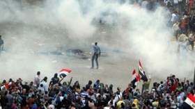 مصر: “قنابل الإسهال” لمواجهة المتظاهرين