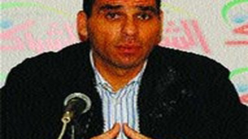 زطشي  يتفق  مع  مدرب  روماني  لتدريب  الفريق