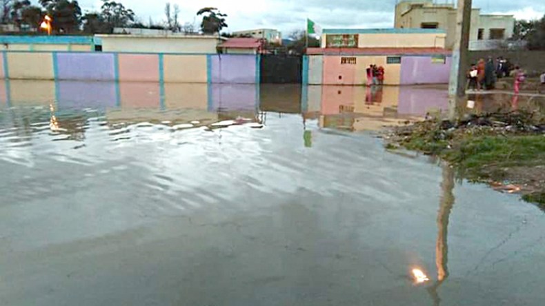 أولياء تلاميذ مدرسة بلحبشية عمران بزموري البحري غاضبون