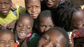 سهرات خاصة للأطفال الأفارقة ببجاية