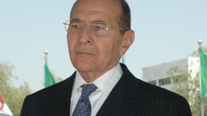 زرهوني يعرض التجربة الجزائرية في مكافحة الإرهاب والجريمة