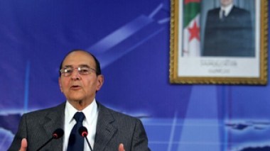 Zerhouni : “L'appel à la reddition de Hassen Hattab a provoqué une crise au sein des groupes terroristes du GSPC”.