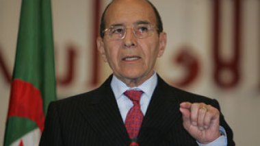 Algerian interior minister: terrorists try to mislead security forces