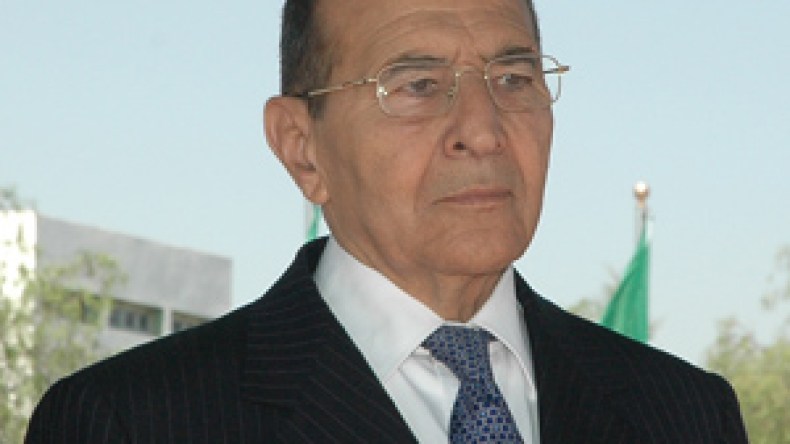 زرهوني: لا تنازل عن الوطنية والتطور والعصرنة