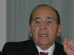 â€œMy feeling to belong to Algeria pushed me to work without waiting for prerogatives,â€ says Vice-Prime Minister