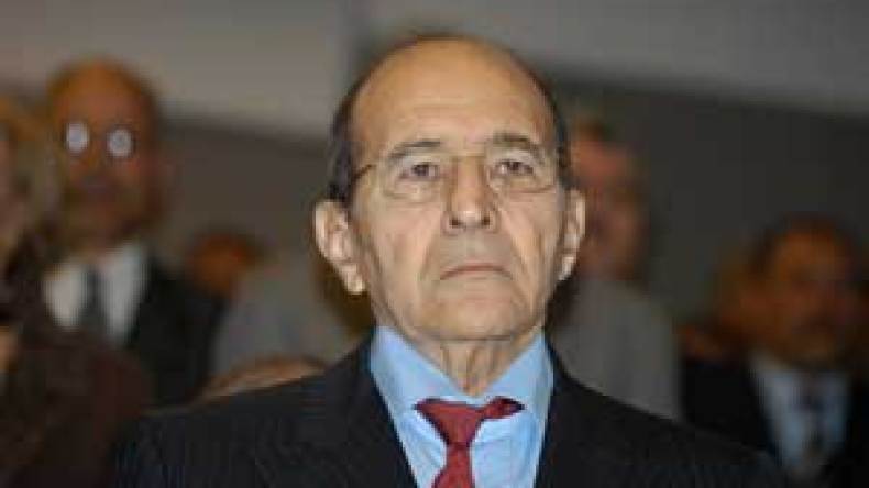 250 خبير وأستاذ جامعي لتكوين ورسكلة “الأميار”