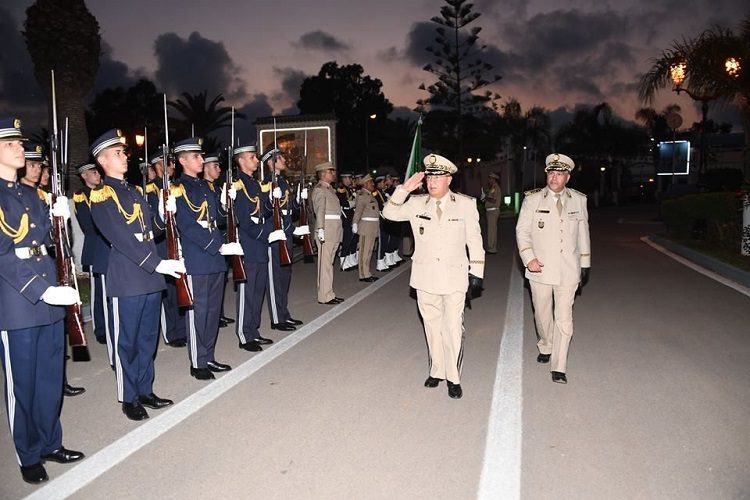 Le général-major Chérif Zerrad limogé par Bensalah