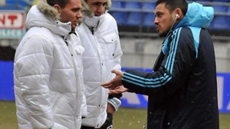 زياني يلمح لإمكانية رحيله عن مرسيليا بعد نهاية الموسم