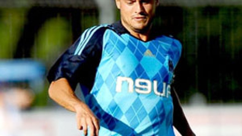 مرسيليا يفتك الريادة في فرنسا وزياني سيعود أمام لوريون