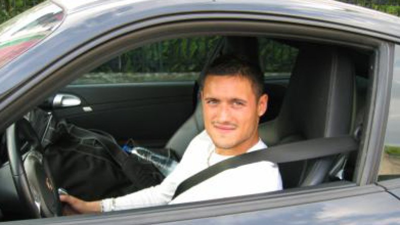 زياني في فولسبورغ لأربع سنوات بـ7 ملايين أورو