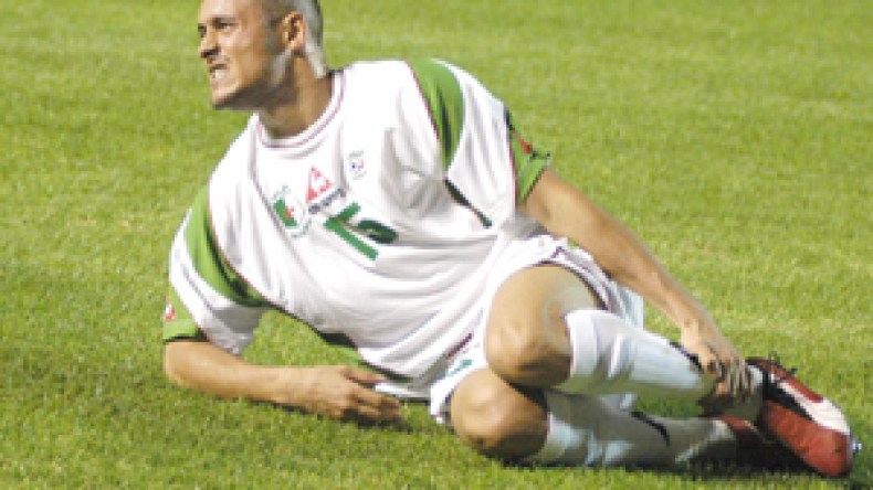 مواجهة مصر الأخيرة كادت تقضي على مستقبل زياني ‬