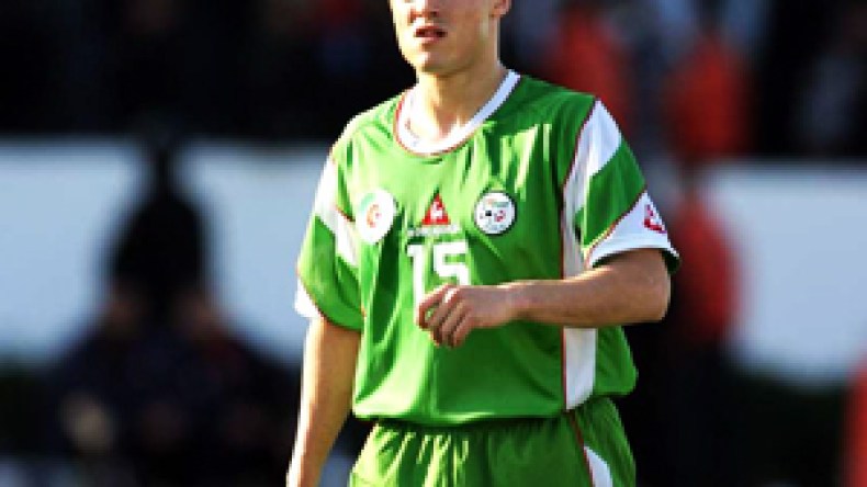 “ضربونا وشتمونا لكننا سنفوز عليهم.. وتحيا الجزائر”