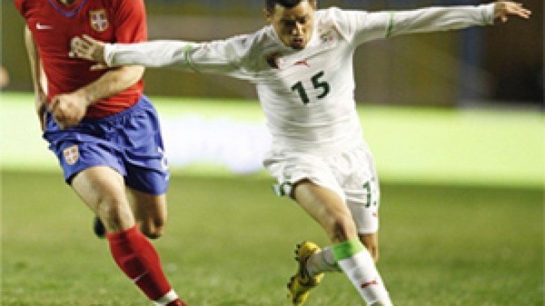 زياني يستلم قرار تسريحه ويصر على العودة للبطولة الفرنسية