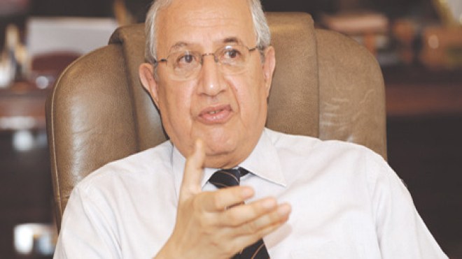 من حقّ بلخادم الترشح و”ما تهدروليش” على سعداني