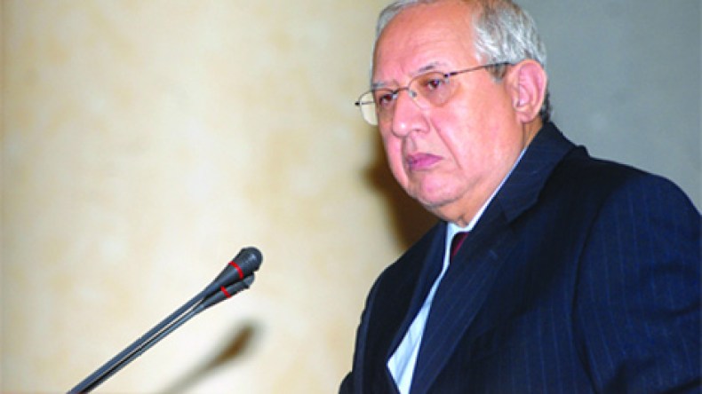 “سأتخذ قرارات متطرفة مع من لديهم مواقف متطرفة”