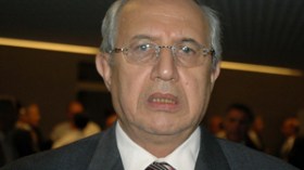 مكتب زياري يرفض ربط العلاقات الثنائية باعتذار فرنسا