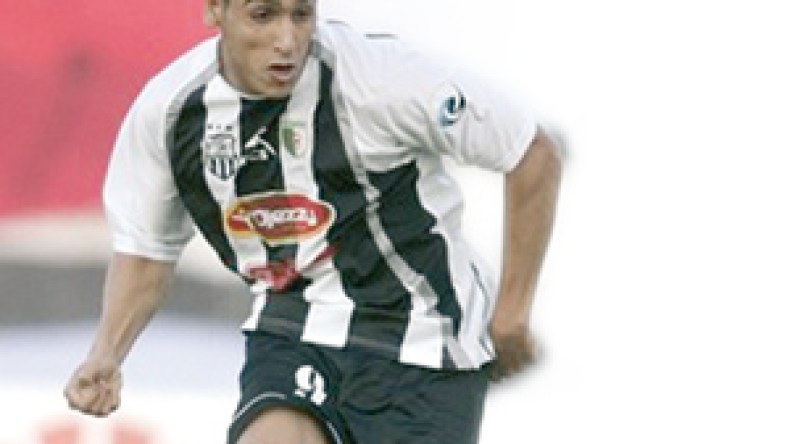 زياية لن يلعب في سوشو وقد يبقى في الوفاق