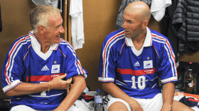 ديشان بدأ يشعر أن زيدان سيخلفه